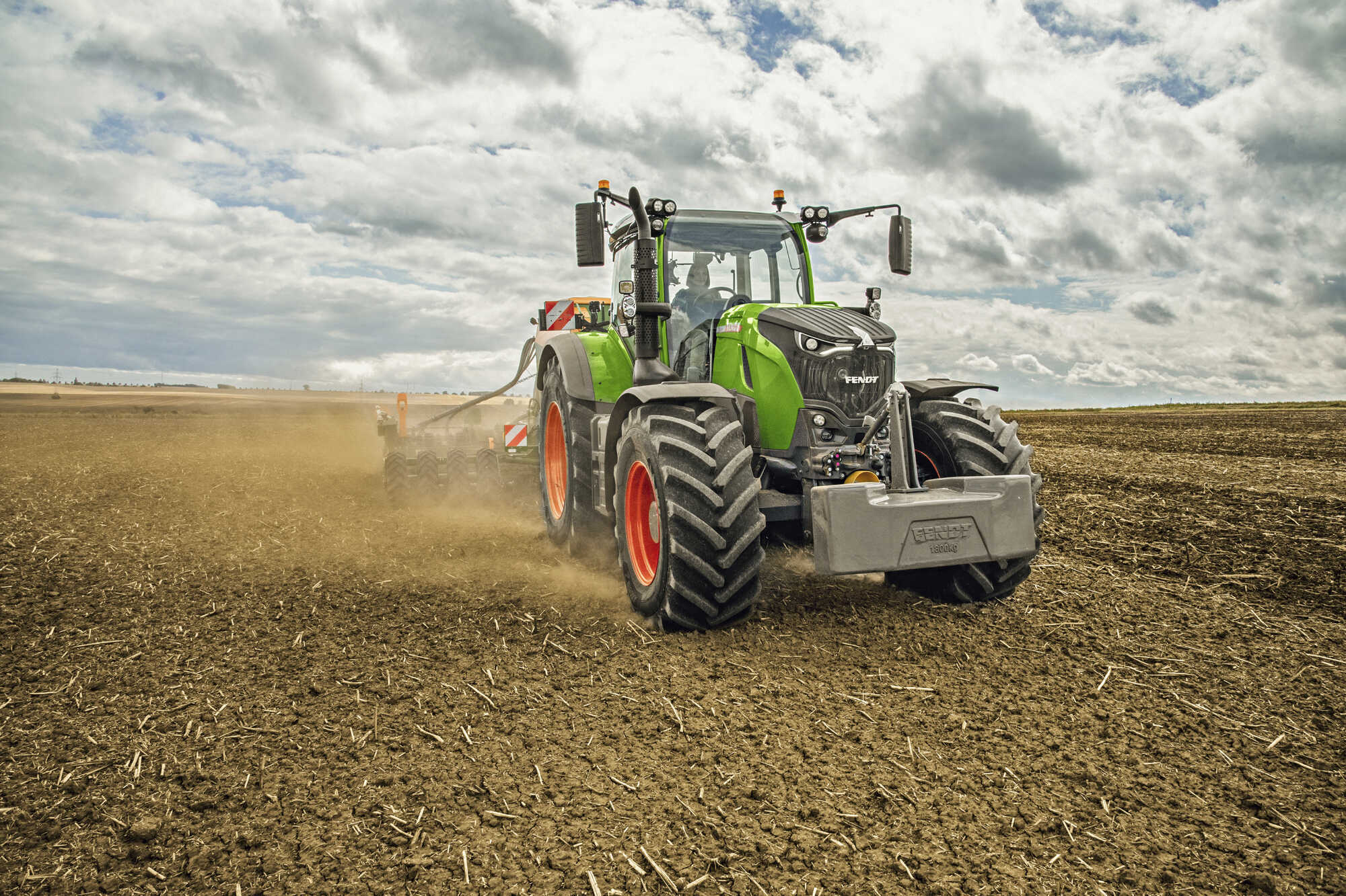 Fendt: die siebte Generation und ein Häcksler - LAND & FORST 35-2022