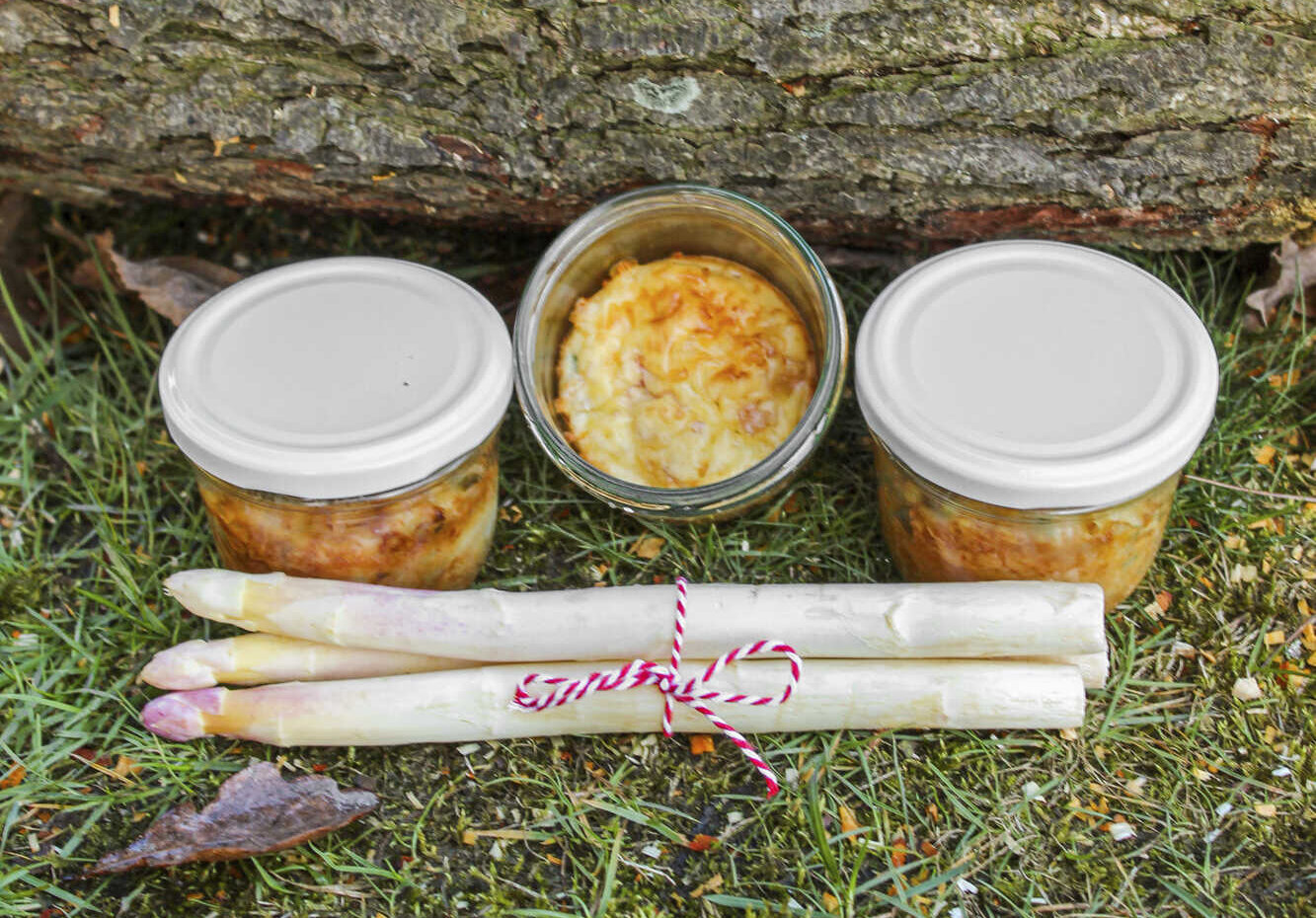 Spargelkuchen aus dem Glas - LAND &amp; FORST 16-2023