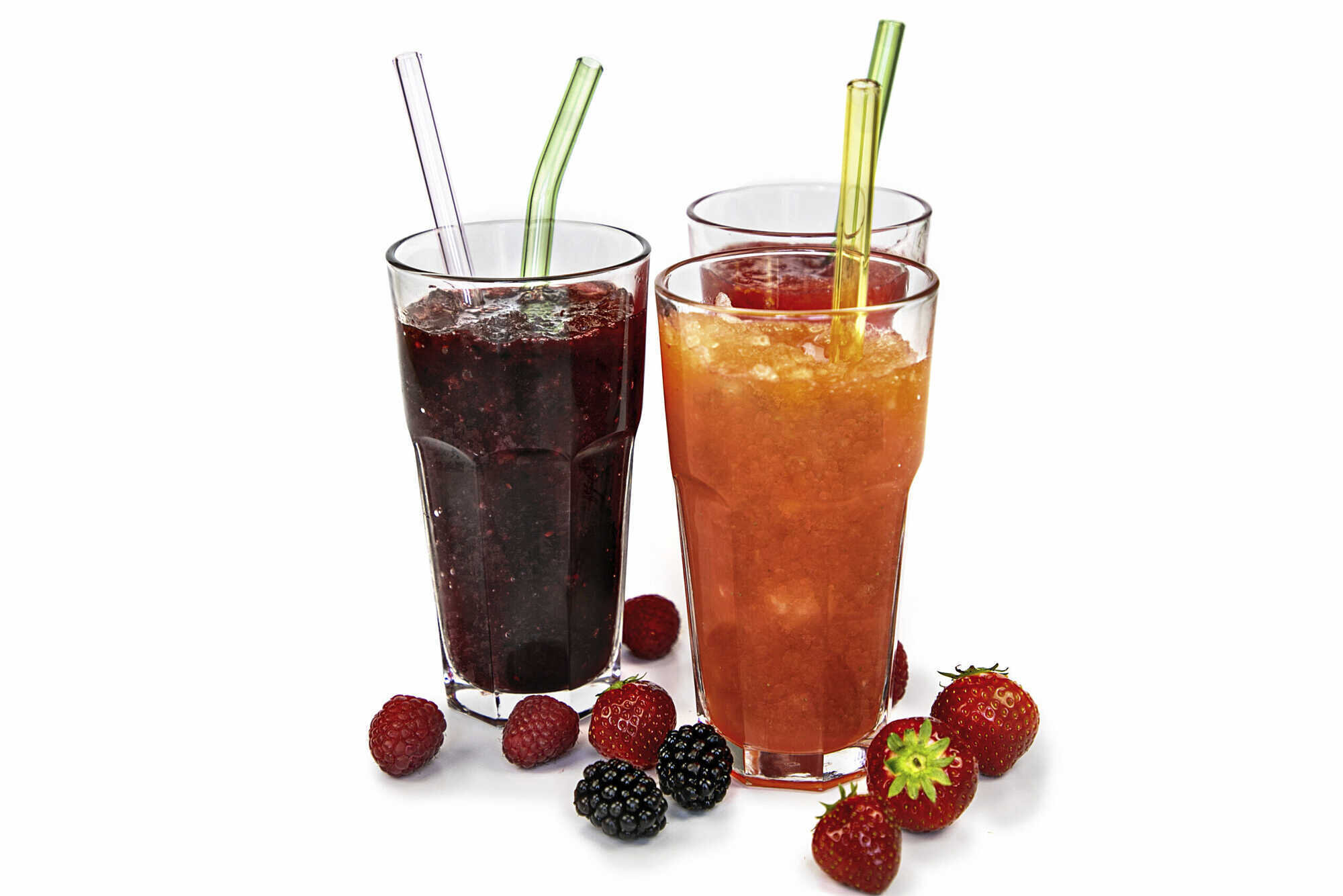 Dreier-Beeren-Slush-Eis (ital. Granita) - LAND &amp; FORST 24-2023