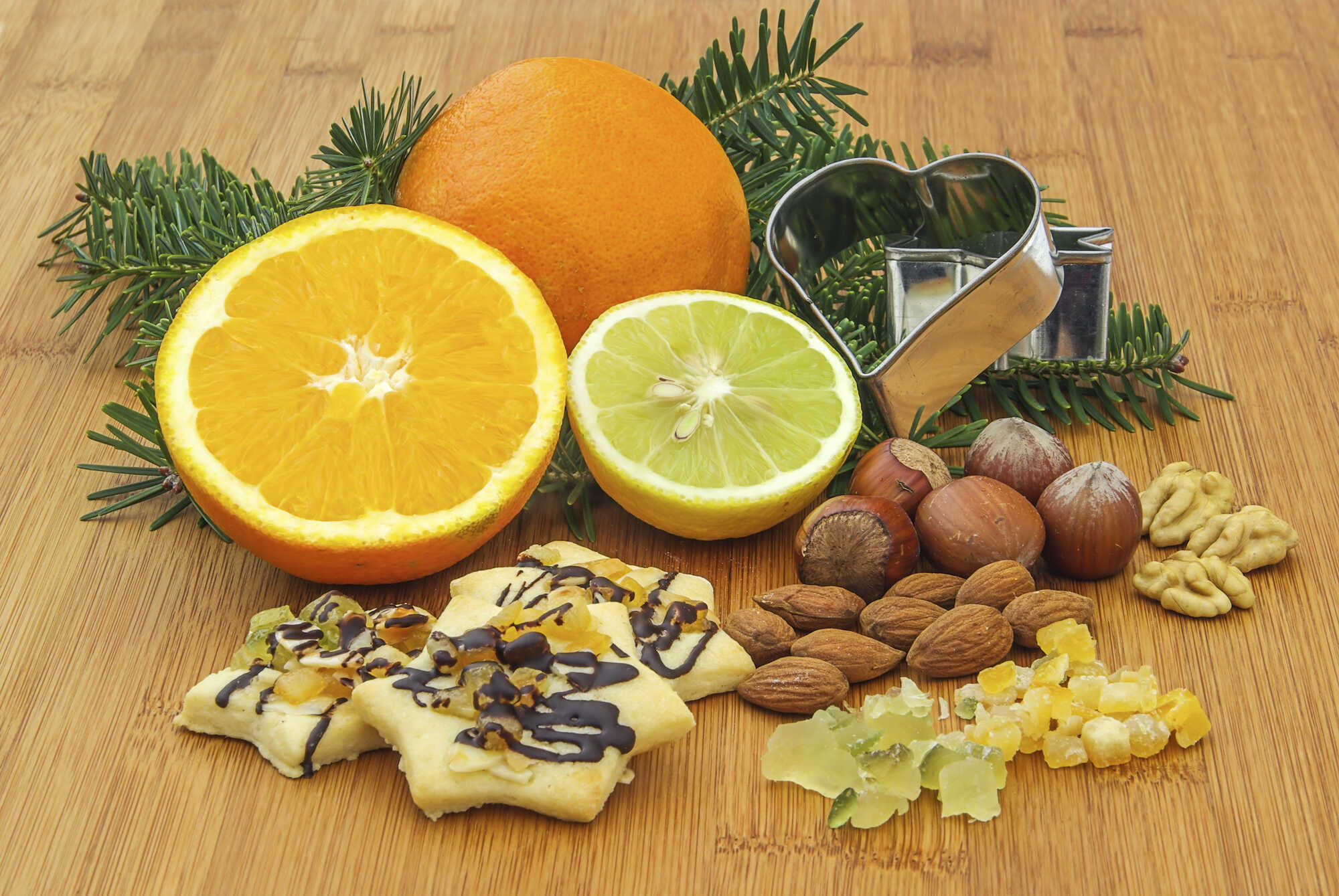 Backzutaten: Zitronat und Orangeat - LAND &amp; FORST 49-2023