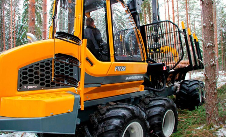 Der Zehntonnen-Forwarder FR 28 | © Sampo