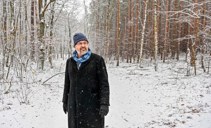 Umweltminister Axel Vogel bringt eine Forstreform auf den Weg | © J. Kalaene, picture alliance/dpa