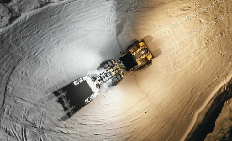 Im Winter gut erkennbar: Die unter-schiedlichen Farbtemperaturen 
der Tyri Intellilights | © Tyri
