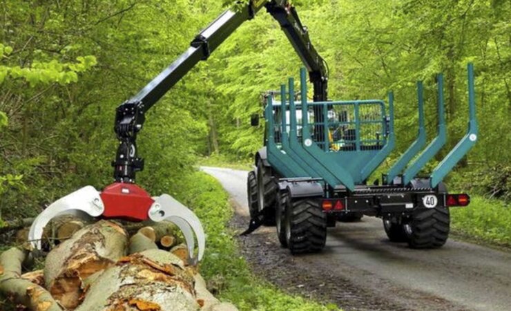 Ein G-HTW-Rückeanhänger im Einsatz | © FTS