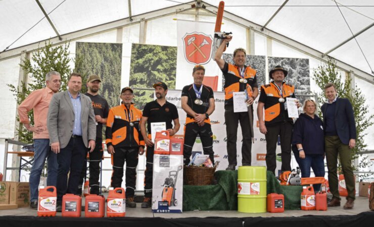Siegerehrung bei den Profis: Marco Trabert gewinnt Gold vor Gerhard Briechle und Uli Huber | © VWMD