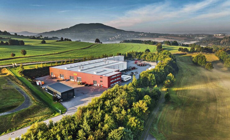 Das Forum Junge Holztransporteure findet dieses Mal bei der Firma Doll in Mildenau statt | © Doll