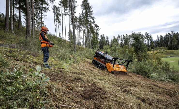 Die kraftvolle RCU 120 ist ein Kandidat für extreme Einsätze | © FAE