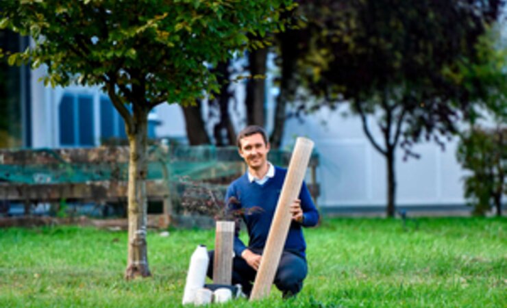 Stephan Baz vom DITF mit der Buckshülle | © DITF