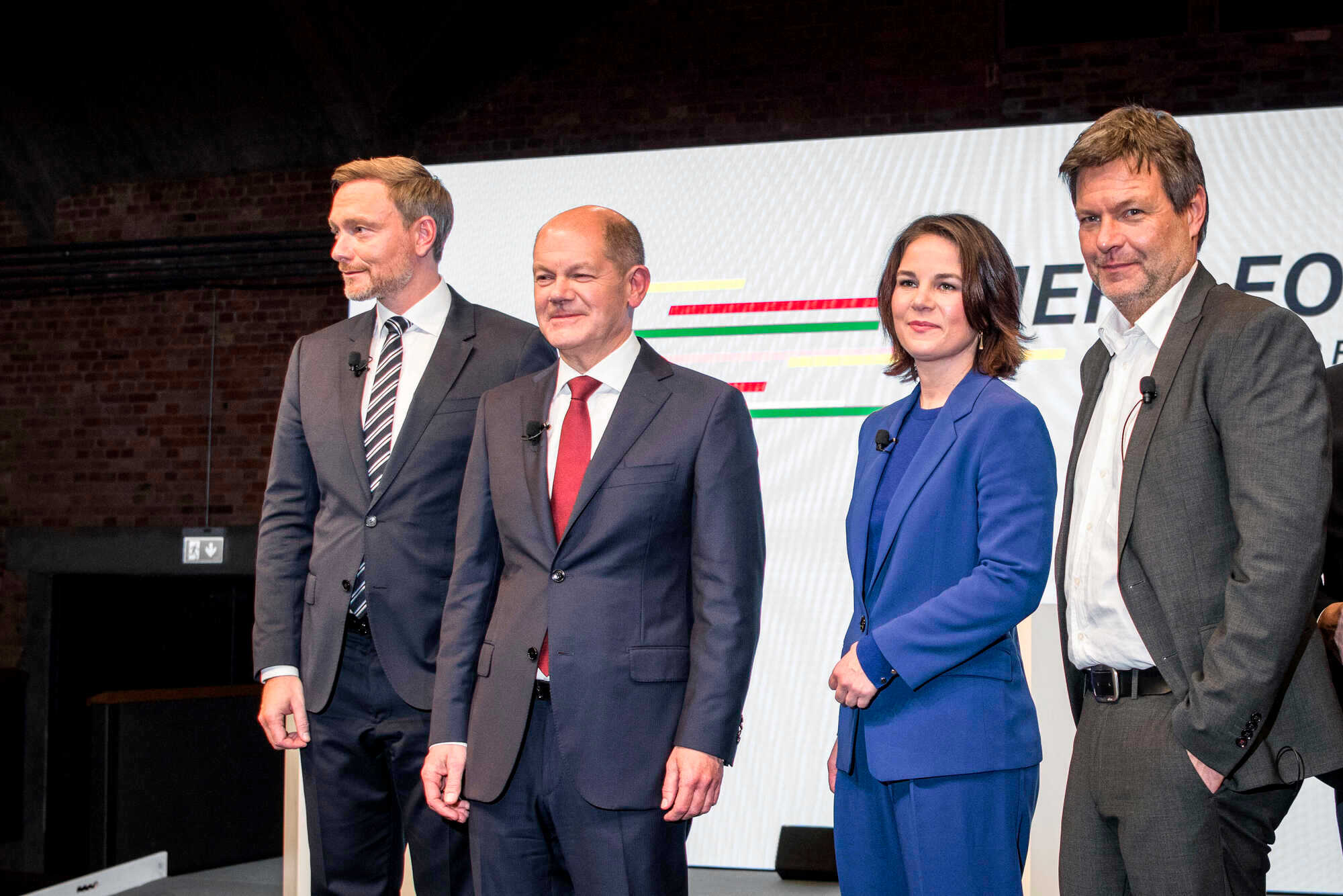 Die Ampelkoalition will umbauen - LAND & FORST 48-2021